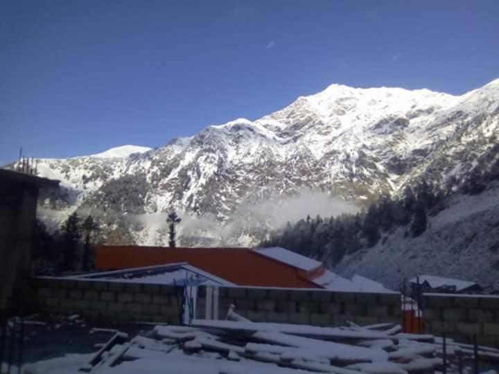 Cloud Way Hotel Naran Buitenkant foto
