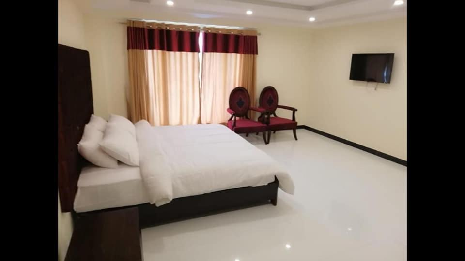 Cloud Way Hotel Naran Buitenkant foto